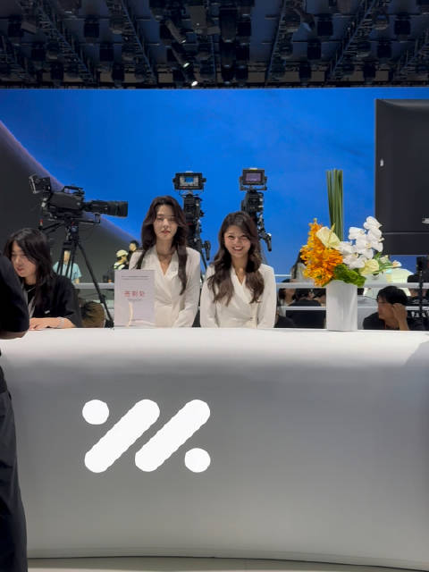 半分钟看完成都车展，好看，爱看，尤其最后一个最好看