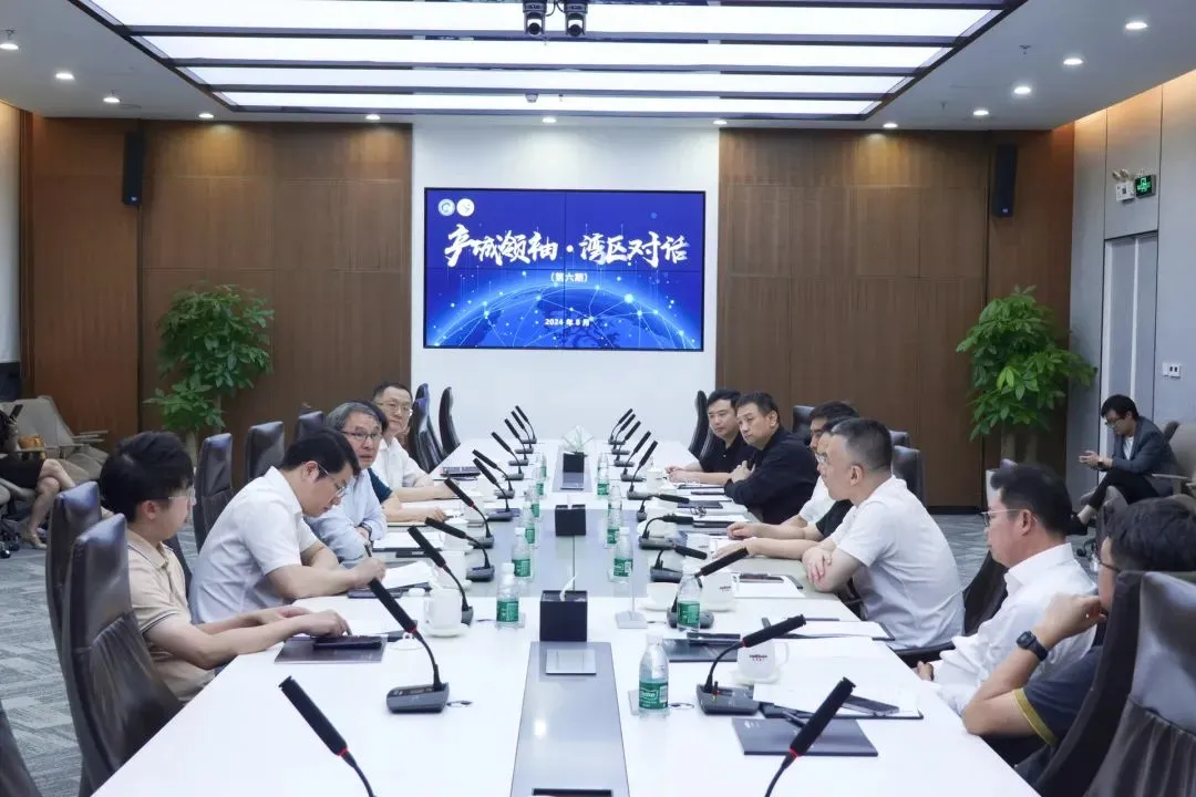 暮夏沐日,微风送秋|Z News