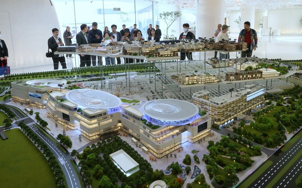資料圖:「灣里」項目沙盤模型展示。新京報記者 王貴彬 攝