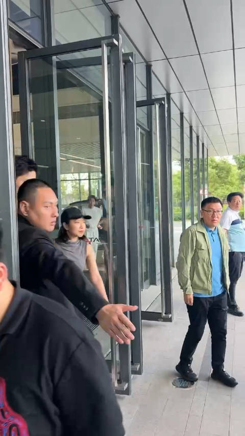 大多数中国人认识MPV就是从GL8这里开始的…