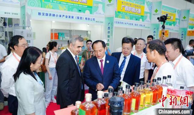 图为供销大集现场。广西壮族自治区供销合作联社供图