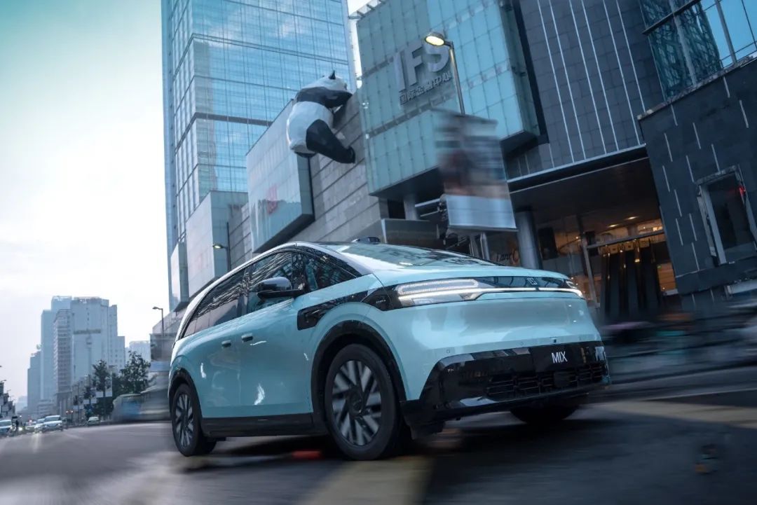 极氪新能源有几款车型 a127-074d90b9f1c21df57771da60412c0f8b.jpg