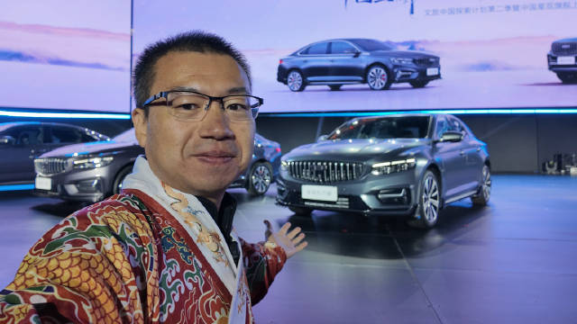 吉利星瑞与星越L推出东方曜新款 车机、动力与座椅升级