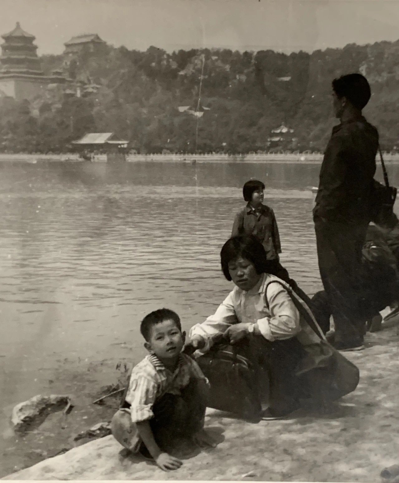 頤和園,約拍攝於1976年。圖片由楊福東工作室提供。