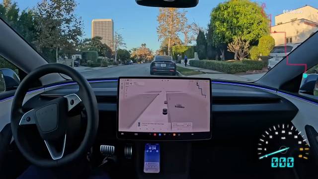 真纯视觉特斯拉FSD自动驾驶实拍，这个水平能打几分？