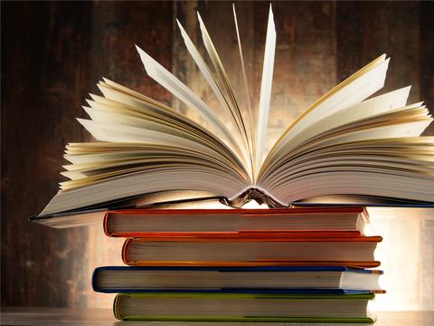 撞上劳斯莱斯的大货车，保险只有100万