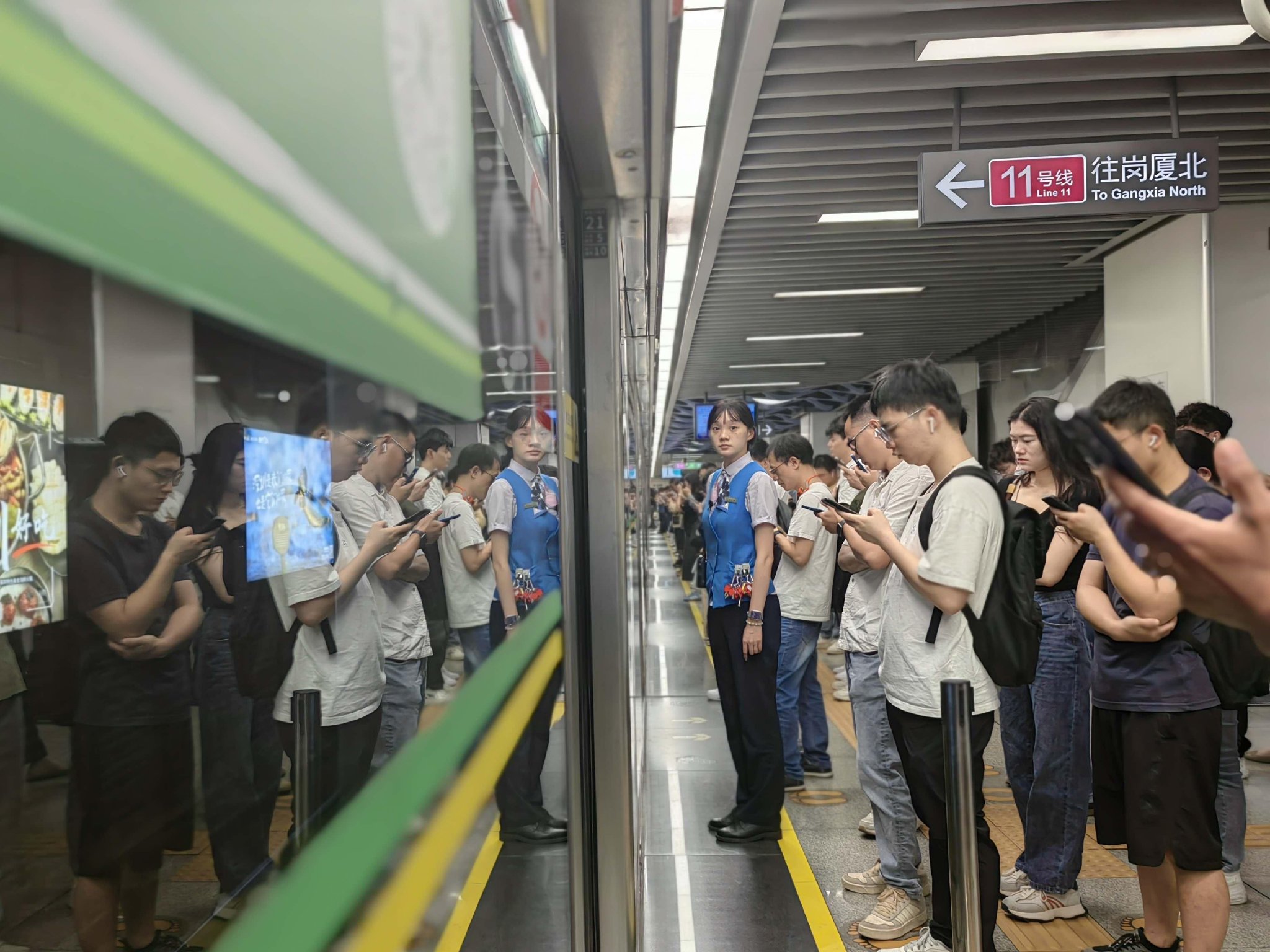 深圳：11月9日起，岗厦北11-14号线将采用同站台换乘|深圳市|深圳地铁|出行|深圳地铁14号线|地铁_新浪新闻