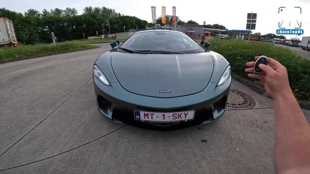 视频：770匹马力迈凯伦GT，德国高速上演狂野提速，直观展示什么事速度与激情！