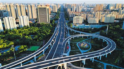 濰坊市北海路通亭街立交橋。 鞏建國 攝