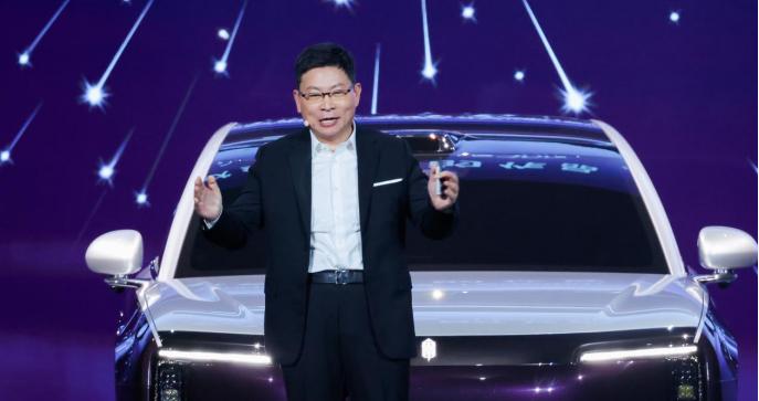 华为以尊界“年终压轴”，百万豪车市场将被重塑？