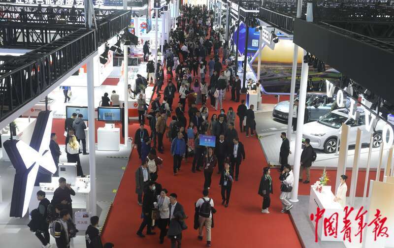 链博会上逛车展