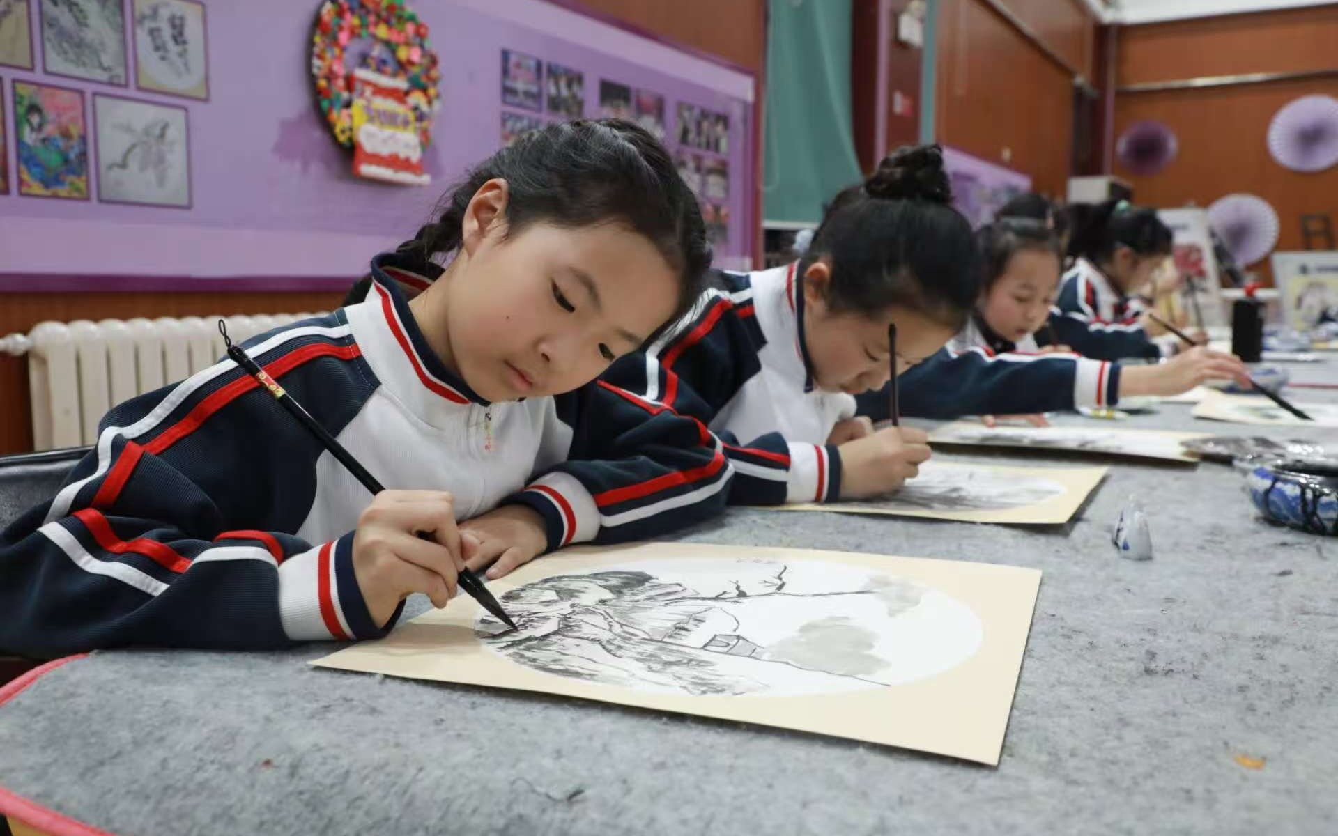 陳經綸中學嘉銘分校展示特色社團。 呂天翔 攝