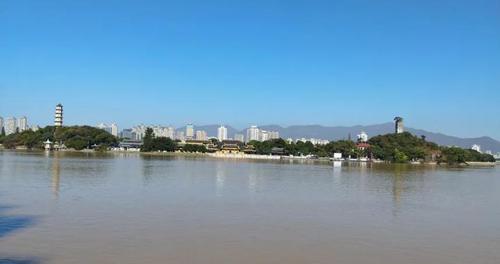 南宁98场：城市记忆中的文化盛宴与市井烟火