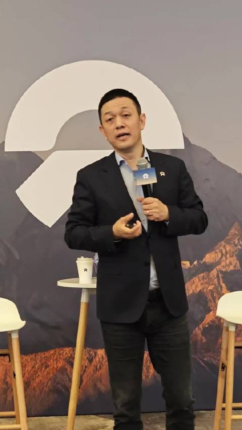 蔚来李斌：萤火虫的发布将会实现1+1+1>3的效果