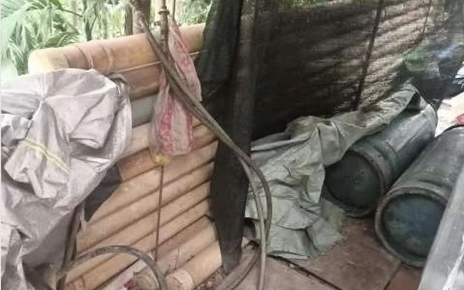 專案組發現的隱藏「黑氣瓶」的窩點。 新京報記者 馬駿 攝