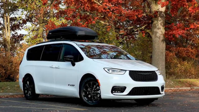 克莱斯勒上月底发布的Pacifica FAV版…