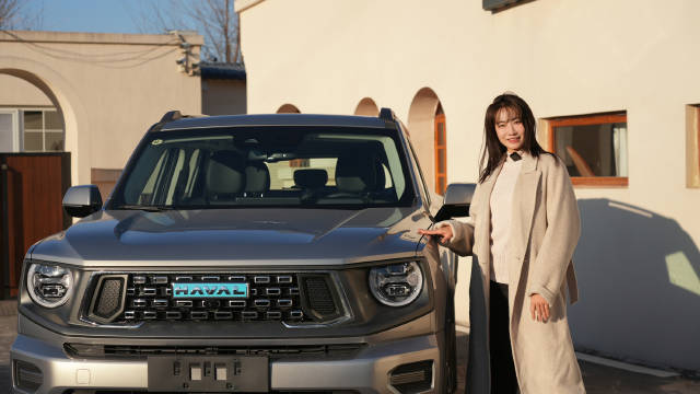 视频：哈弗二代大狗Hi4，采用1.5T混动发动机与前后双电机组合，动力强劲