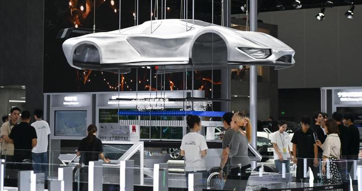 新华视点丨车主保费高、险企承保亏——新能源车险两难局面如何破解？