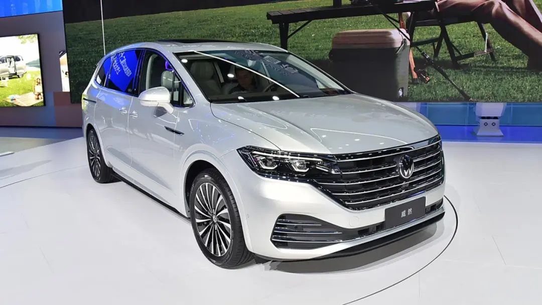 2.0T+9AT,合资大牌,轴距超2米9,座椅通风加热,满配才16万不到!