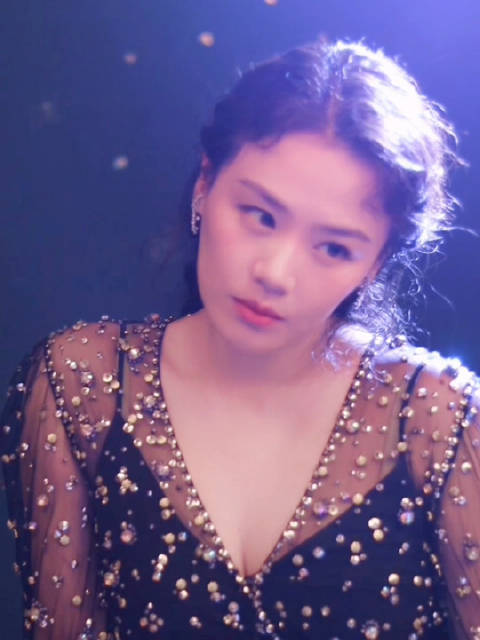 记忆碎片已送达 星光缀满，映照优雅格调