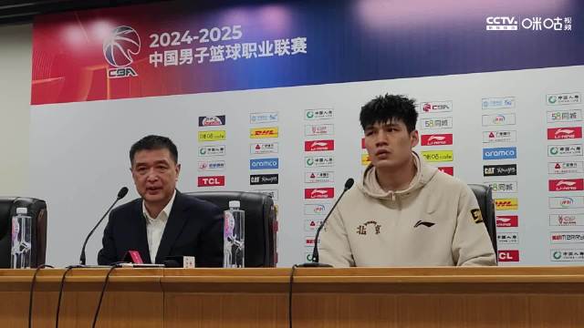闵鹿蕾指导与@陳国豪i 赛后点评比赛，陈国豪谈到砍下25分赛季新高…