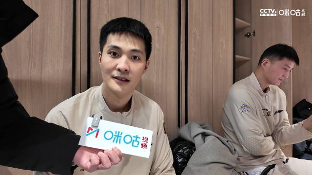 闵鹿蕾指导不会给球员太多压力，希望球队的状态越来越好！