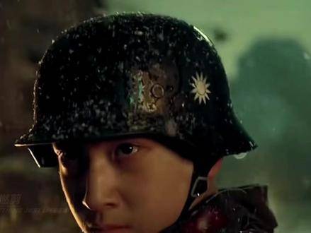 “卫我河山，浴血红颜”