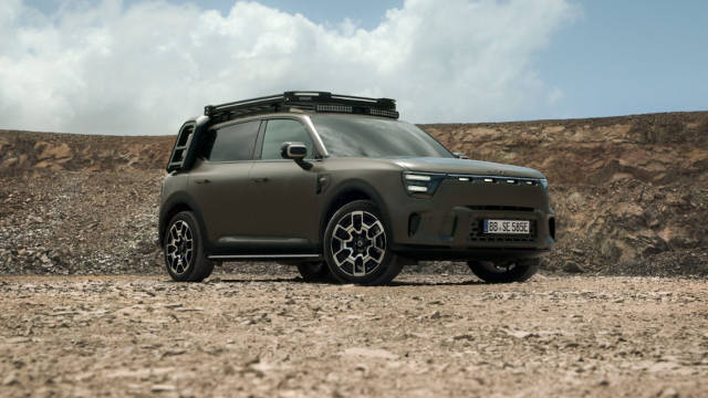 smart精灵5号内饰用料真给力！近90%软包+Nappa真皮+阿尔卑斯橡木