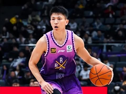 北控110-85战胜江苏，赛后迎来2喜1忧，陈国豪+闵鹿蕾越来越好！