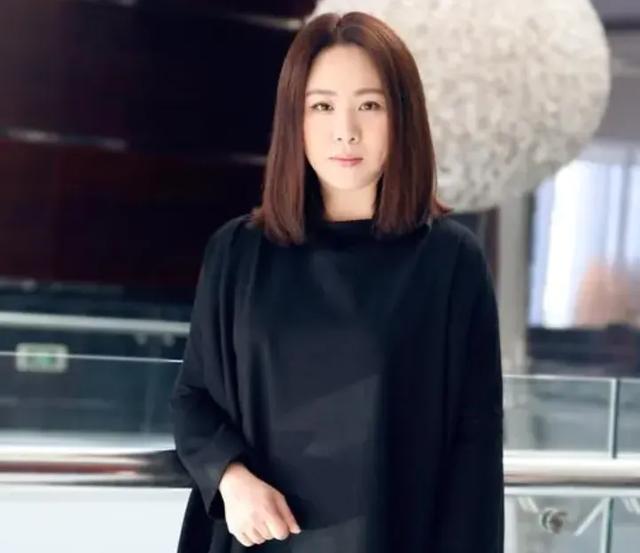 于正蔡艺侬世纪和解，揭露内娱的残酷现状