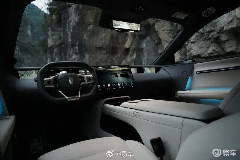 阿维塔06实车内饰曝光 延续家族化设计风格-新浪汽车