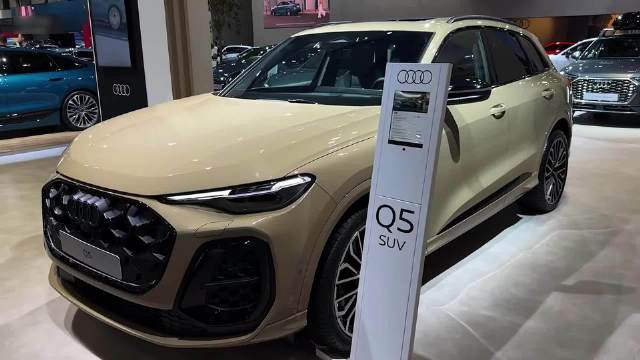 2025款奥迪Q5 S-Line版