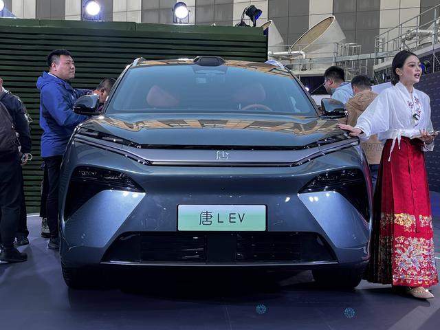 比亚迪汉L、唐L正式亮相，“中国美”出来了