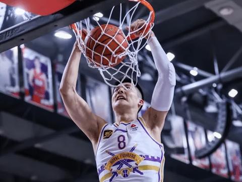 北控116-113险胜广州，赛后迎来3喜1忧，朱松玮+闵鹿蕾进步！