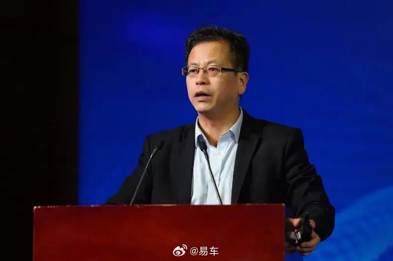 乘联会崔东树：预计2025年总体汽车出口700万台