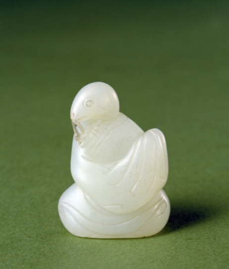 青玉十二辰-蛇（清）。故宮博物院供圖