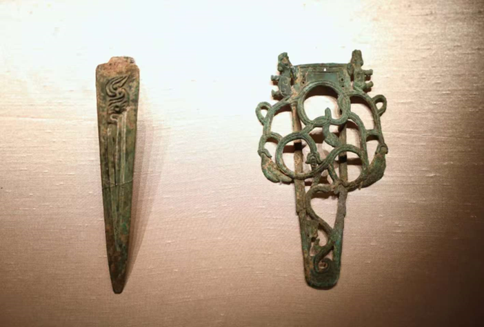 鏤空蛇紋鞘銅劍（西周），藏於國家博物館。新京報記者 浦峰 攝
