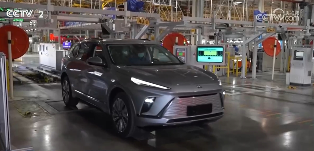 四部门联合推动解决新能源汽车投保难题 探索建立保险车型风险分级制度