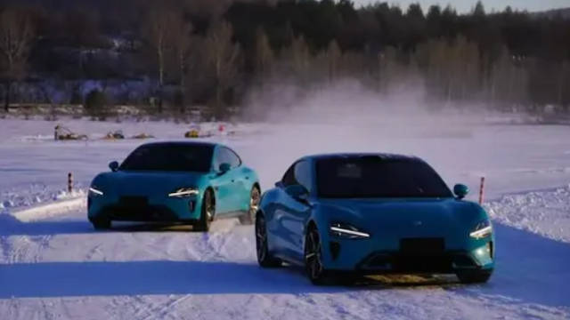 懂车帝在瑞典进行冰雪汽车测试，极氪007、特斯拉Model3、小米SU7表现亮眼…