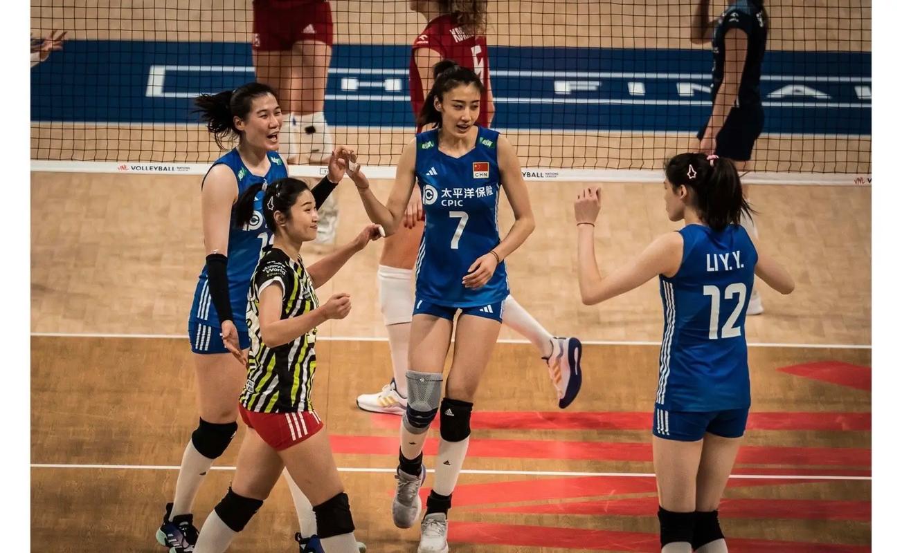 中国女排重建在即，原班人马恐只剩7人，张常宁王梦洁或逐渐隐退