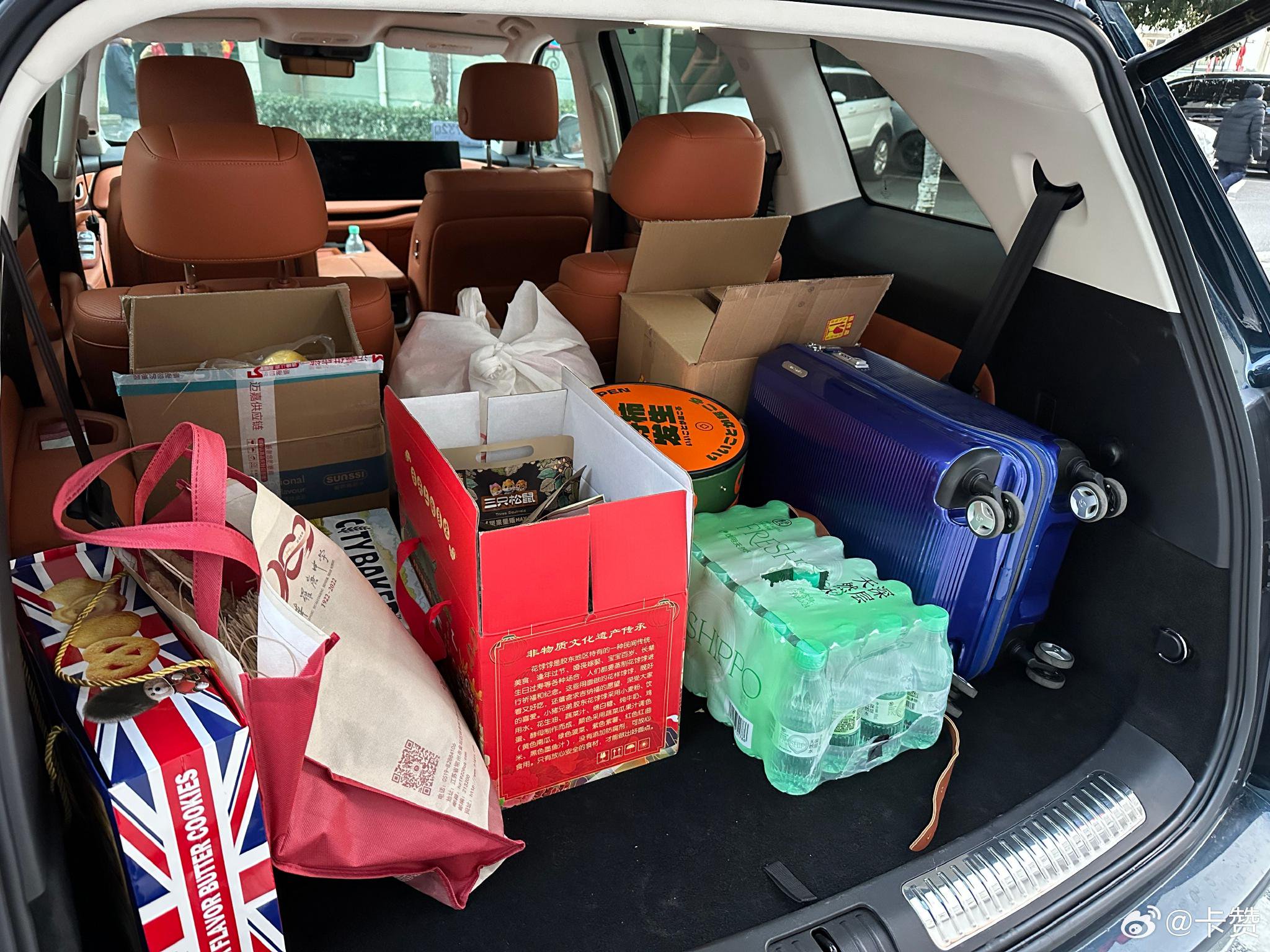 魏牌蓝山5.15米的车长配1.8米的车高…