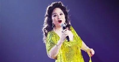 【每日听首粤语歌】徐小凤经典金曲“人似浪花，片刻失去”