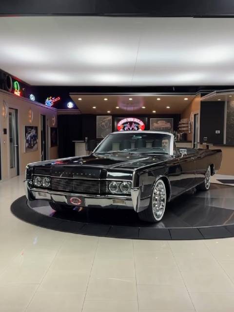 视频：来自1971年的林肯大陆