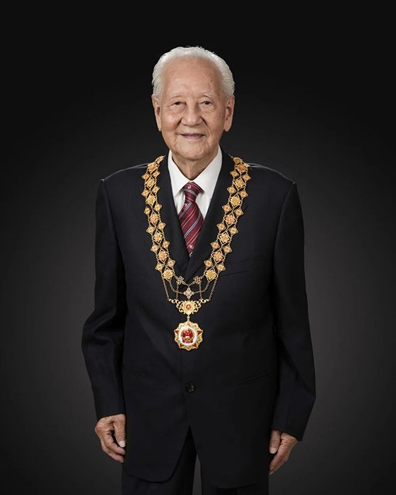 黄晓明发文悼念黄旭华院士：深海静默但功勋永存