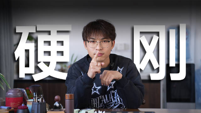 推荐官丨大六座旗舰SUV混战！深蓝S09硬刚理想问界，能赢？