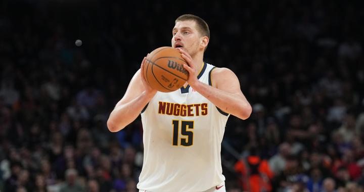 约基奇带队冲击更高排名 伤病管理与轮休策略成关注焦点