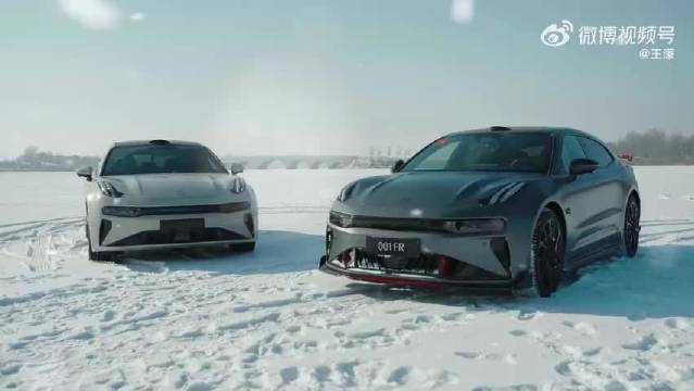 赛场之外，冰雪之上，当短道速滑传奇遇上纯电猎装超跑…