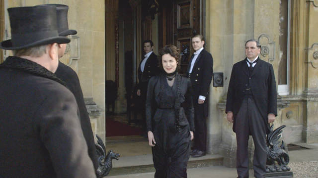 Marry曾说母亲是地道的美国人，和她们英国人的思维方式是不一样的