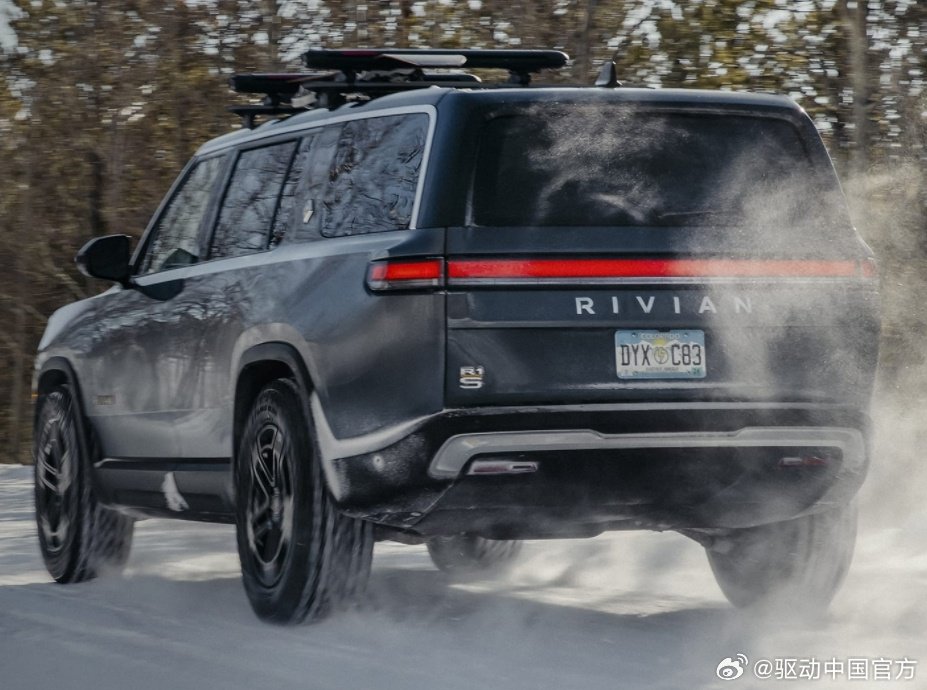 智能汽车遭遇尴尬：Rivian SUV轻微碰撞即