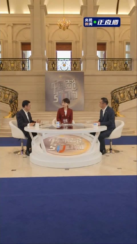 原来靳总也会亲自参与版本测试啊！